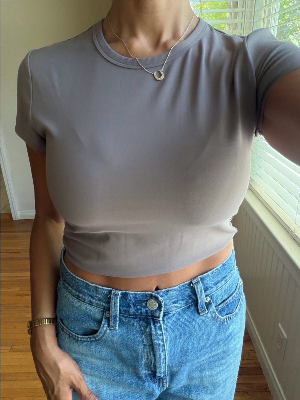 Uniqlo- Women's Short Sleeve Cropped Tee in Taupe